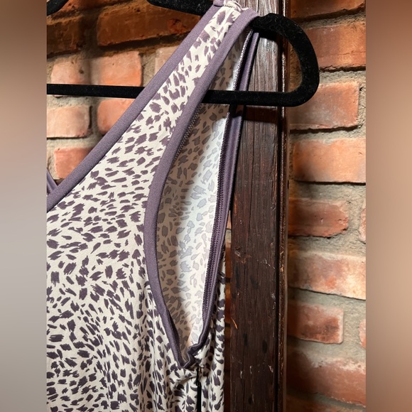 Nicole Miller lightweight summer sleeveless nightgown animal print - Picture 3 of 4